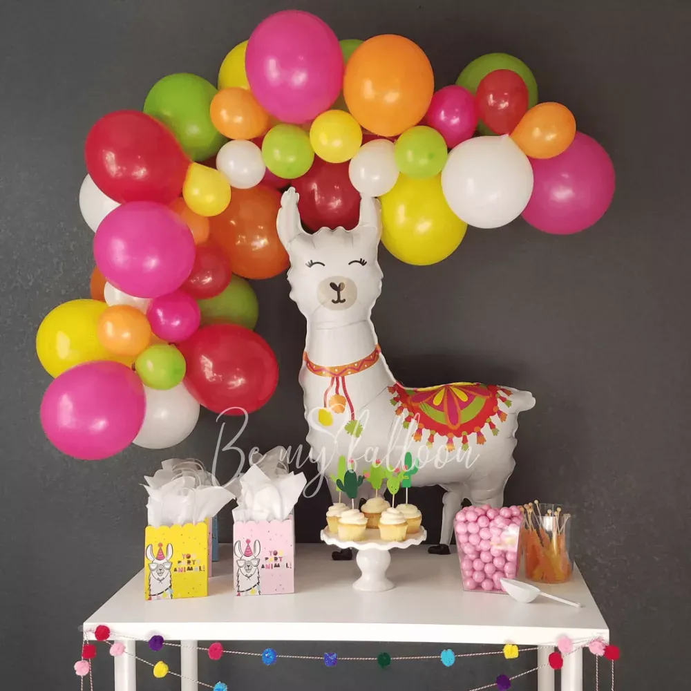 Llama balloon garland composition