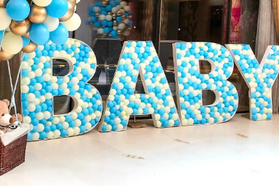 Baby balloon hot sale decoration