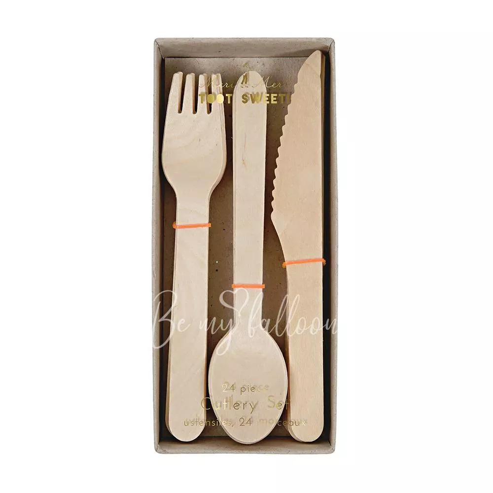 Столовые приборы деревянные