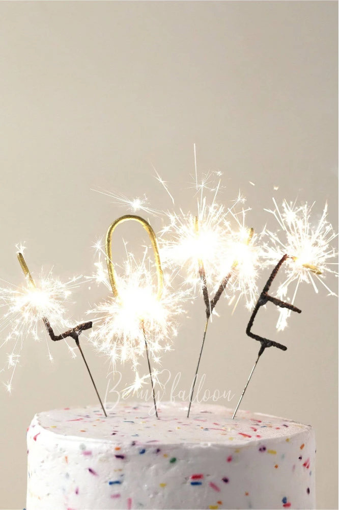  LOVE Mini Gold Candle Sparkler