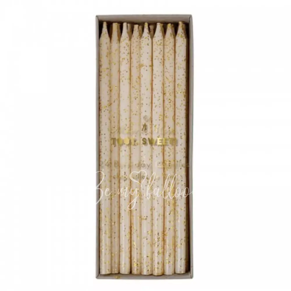 Блестящие золотые свечи на День Рождения