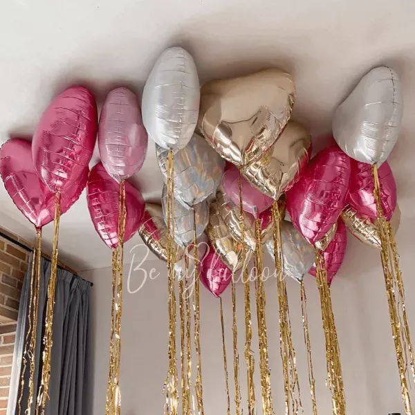 22 Multicolor Hearts of balloons with gold curtains