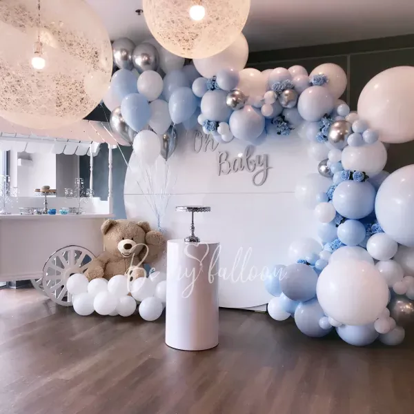 تشكيلة بالونات طفل ذكر