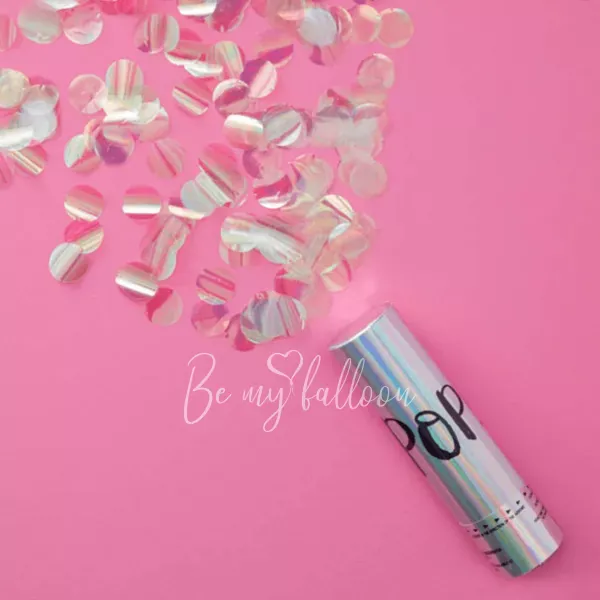 مدفع القصاصات الورقية قزحية اللون