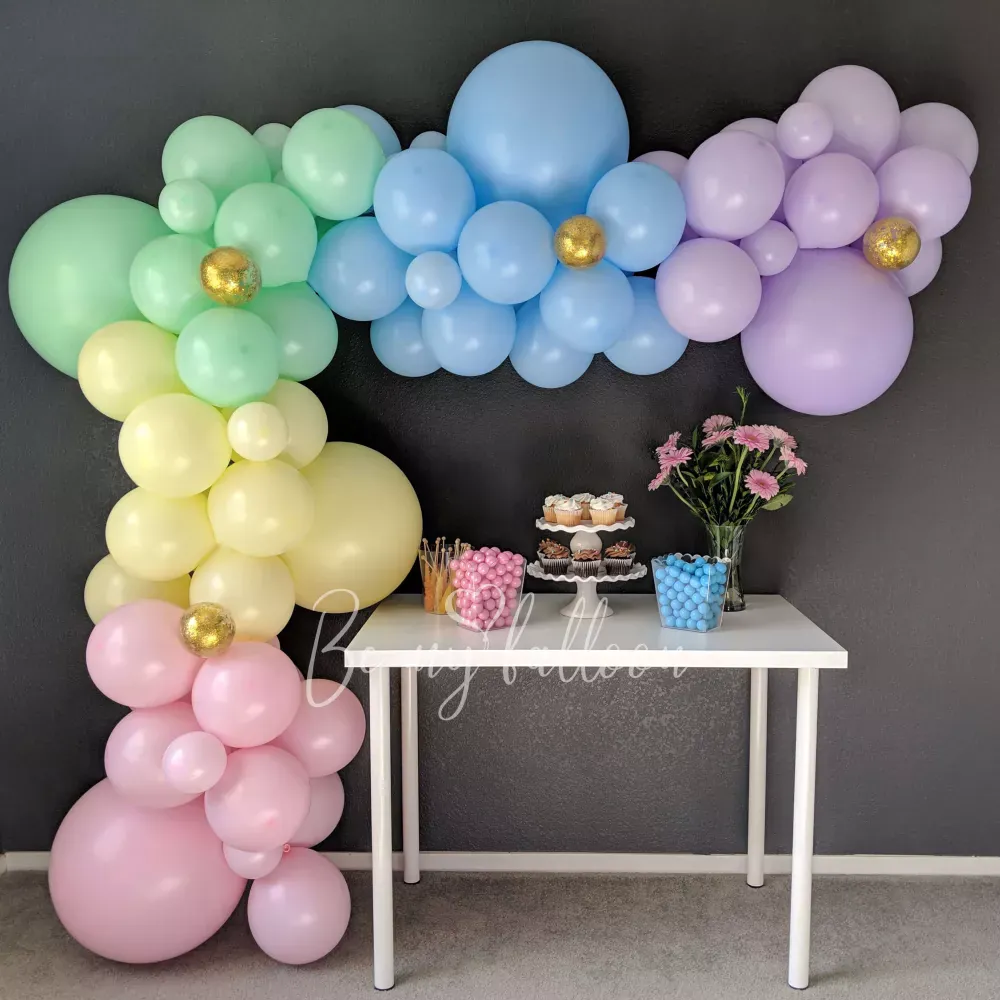 2.5m Pastel range organic balloon garland
